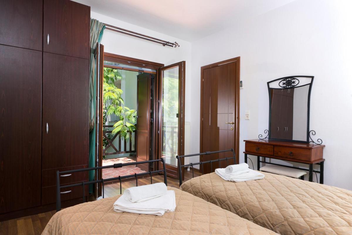 Menir Luxury Apartments Prínos Dış mekan fotoğraf