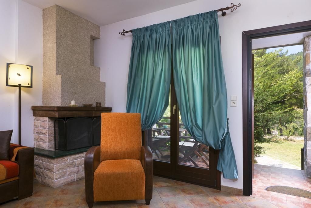 Menir Luxury Apartments Prínos Dış mekan fotoğraf